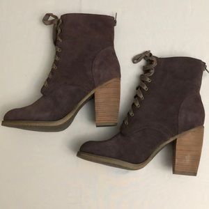 SBICCA Sz 10 Vintage Collection Suede Granny Boots